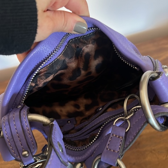 B Makowsky Purple Leather Purse - Picture 3 of 4